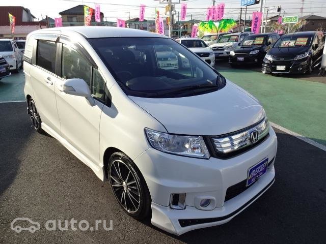 Honda Freed Spike 2014 во Владивостоке, HONDA FREED SPIKE