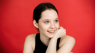 Ксения Трейстер, 22 года, актриса. Играла в «Пищеблоке» и «Летучем корабле»