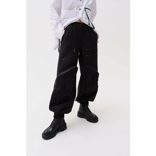 фото Брюки джоггеры хакама, оверсайз силуэт, повседневный стиль, карманы, размер 46, черный