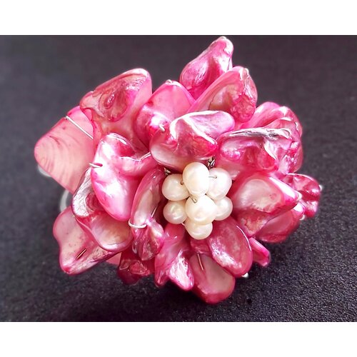 фото Браслет браслет из перламутра волшебный цветок, жемчуг пресноводный культивированный, перламутр, 1 шт., размер 7 см, размер s, диаметр 6.4 см, белый, розовый galaartbiju