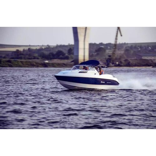 фото Стеклопластиковая лодка neman-550 с каютой/стеклопластиковый катер с каютой/лодки wyatboat