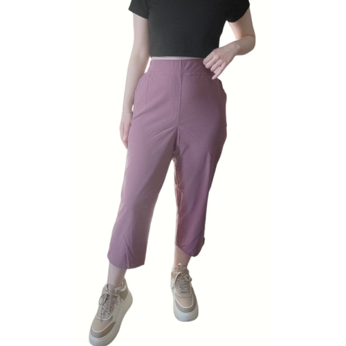 фото Капри летние, полуприлегающий силуэт, повседневный стиль, пояс на резинке, стрелки, карманы, стрейч, размер 62, фиолетовый astoriadi