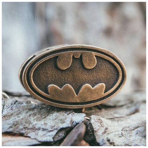 фото Бэтмен batman темный рыцарь - летучая мышь - супергерой - из фильма - знак бэтмена batman - готэм сити - бусина на темляк - темлячная бусина - брелок craft fair russia