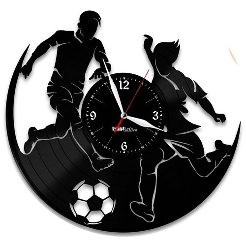 фото Часы из виниловой пластинки (c) vinyllab футбол