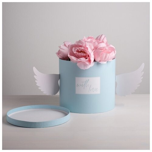фото Коробка шляпная для цветов с доп. элементом "крылья любви", 22 x 22 см дарите счастье