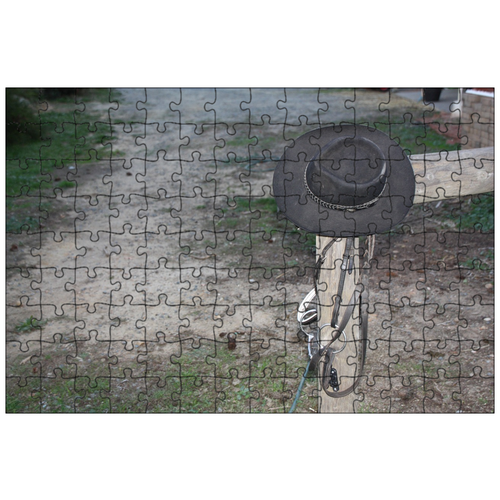 фото Магнитный пазл 27x18см."деревенская шляпа, верховая езда, страна" на холодильник lotsprints