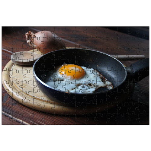 фото Магнитный пазл 27x18см."жаренное яйцо, сковорода, яйцо на завтрак" на холодильник lotsprints