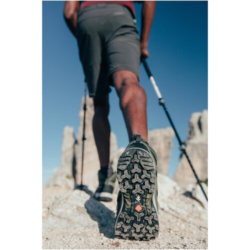 фото Ботинки водонепроницаемые для горных походов мужские хаки mh100 mid, размер: 43, цвет: бронзовый хаки/бронзовый хаки/стальной серый quechua х декатлон decathlon