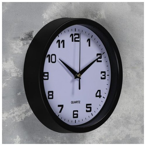 фото Часы настенные, серия: классика, "эми" d=19 см, плавный ход, 1 аа, чёрные 5165275 сима-ленд