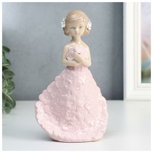 фото Сувенир керамика "девочка в платье с розовыми цветами" 19х6,3х11 см нет бренда