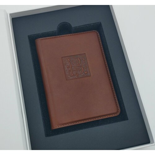 фото Обложка для паспорта william morris, натуральная кожа, подарочная упаковка, коричневый