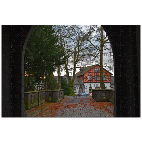 фото Магнитный пазл 27x18см."традиционный немецкий дом, скрытый дом, фото через дуги" на холодильник lotsprints