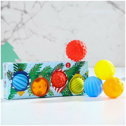 фото Подарочный набор развивающих массажных мячиков «ёлка с игрушками» 4 шт., формы и цвета микс крошка я
