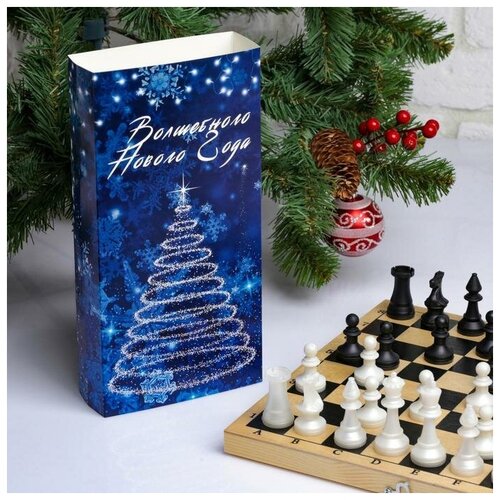 фото Шахматы подарочные "новогодние" доска дерево 29х29 см, фигуры пластик 5425778 время игры