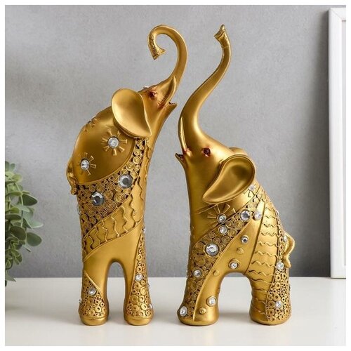 фото Сувенир полистоун "золотые слоны со стразами" стразы с 2-х сторон набор 2 шт 30х20,5х6,2 см 4569056 . сима-ленд