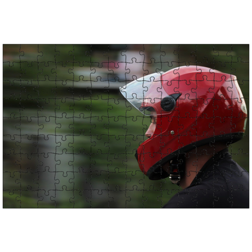 фото Магнитный пазл 27x18см."шлем, красный, спорт" на холодильник lotsprints