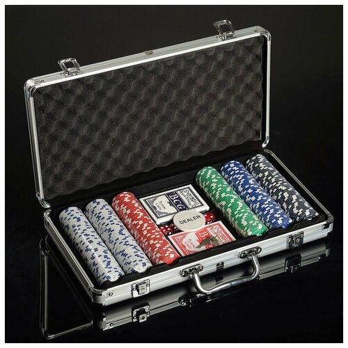 фото Без тм набор для покера в металлическом кейсе 300 фишек (с номиналом)