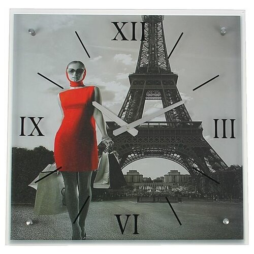 фото Часы настенные сюжет серия: люди, "девушка в красном платье в париже", 50*50 см