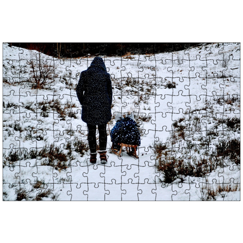 фото Магнитный пазл 27x18см."снег, дети, санки" на холодильник lotsprints