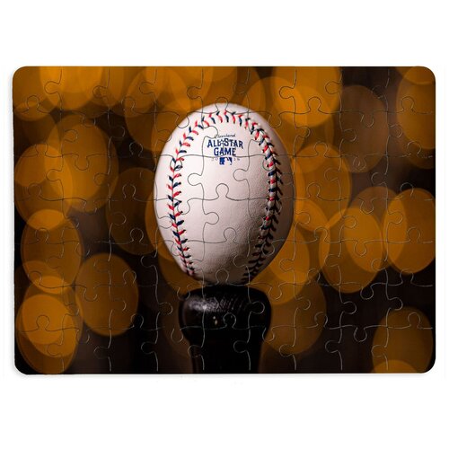 фото Пазлы coolpodarok бейсбол бейсбольный мяч крупный план 13х18см 63 эл. магнитный