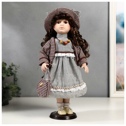 фото Кукла коллекционная керамика "тая в полосатом платье и пиджаке в клетку" 40 см mikimarket