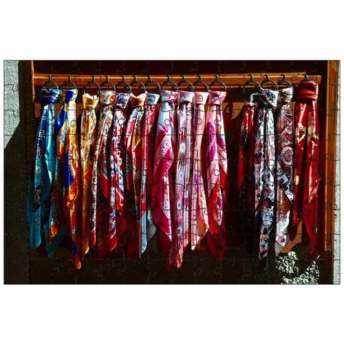 фото Магнитный пазл 27x18см."шелк, шарф, шелковый шарф" на холодильник lotsprints