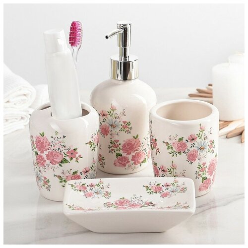 фото Набор аксессуаров для ванной комнаты «розовые розы», 4 предмета: дозатор 300 мл, мыльница, 2 стакана нет бренда