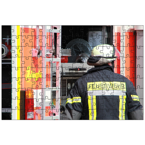 фото Магнитный пазл 27x18см."пожарные, машинист, насос" на холодильник lotsprints