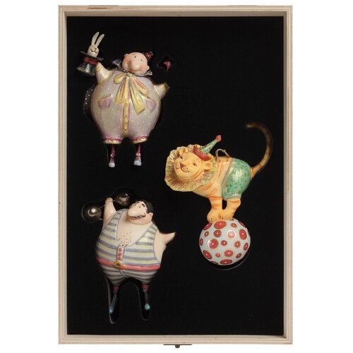 фото Набор из 3 елочных игрушек circus collection: фокусник, силач и лев ima naroditskaya