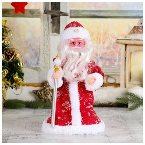 фото Дед мороз, в красной шубе и шапке с жемчужинкой зимнее волшебство