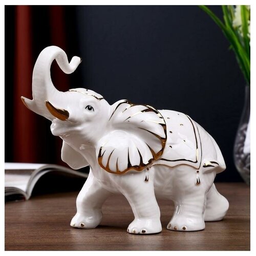фото Сувенир керамика "белый слон с в цирковой попоне с золотом" 15.5х22х8.5 см yandex market