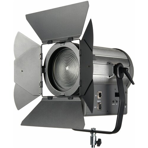 Фото - Осветитель студийный GreenBean Fresnel 300 LED X3 DMX осветитель greenbean fresnel 300 led x3 dmx 300 вт
