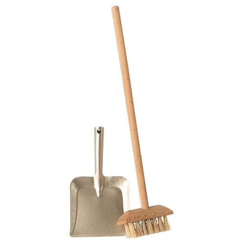 фото Игровой набор maileg miniature broom set коричневый