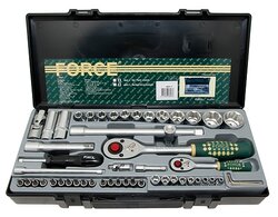 Набор автомобильных инструментов FORCE 4541-7