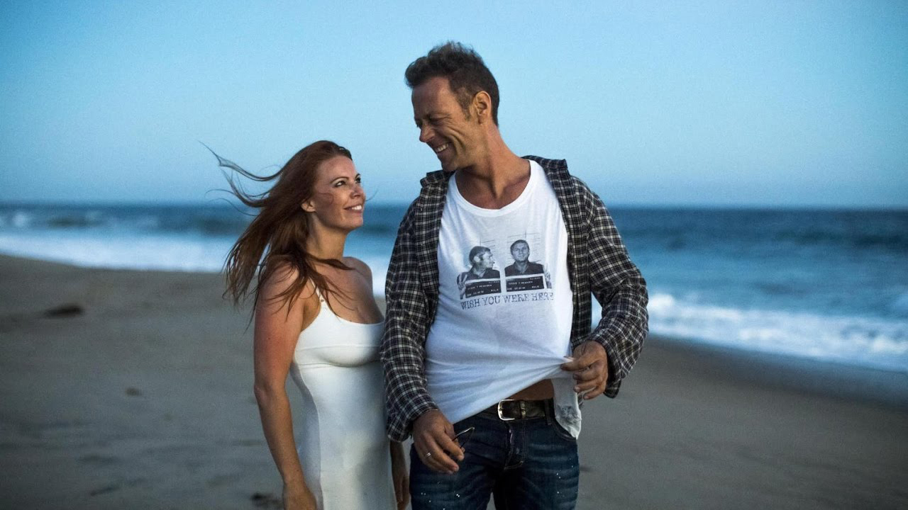 Көшеде мастурбация жасап жүрген ер адам ұсталды.