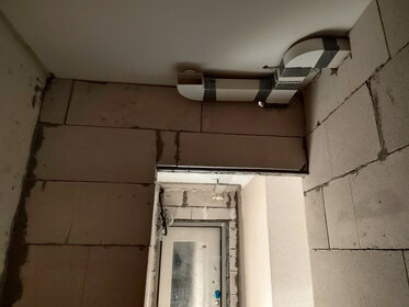 Купить квартиру с современным ремонтом у метро Пражская (серая ветка) в Москве и МО - изображение 45