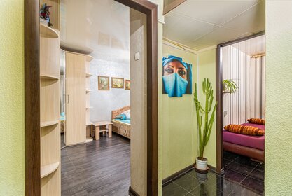 40 м², 1-комнатная квартира 2 200 ₽ в сутки - изображение 87