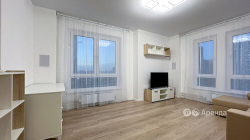 Купить квартиру в новостройке и без отделки или требует ремонта в Москве и МО - изображение 5