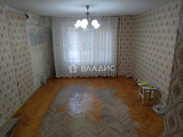 Купить квартиру с дизайнерским ремонтом у метро МЦД Красный строитель в Москве и МО - изображение 33