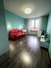 Купить квартиру-студию площадью 300 кв.м. в Москве - изображение 19