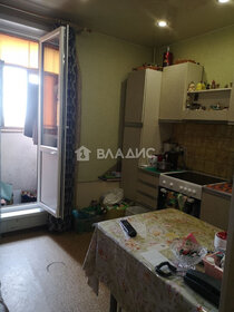 Купить двухкомнатную квартиру в Московском - изображение 44