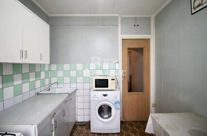 Купить квартиру площадью 18 кв.м. у метро Ольгино в Москве и МО - изображение 42