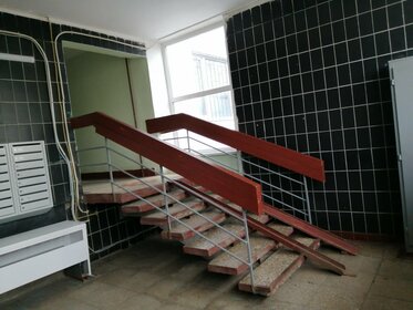 Купить квартиру с современным ремонтом у метро Аминьевская (бирюзовая ветка) в Москве и МО - изображение 4