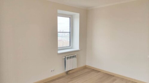 Купить однокомнатную квартиру с панорамными окнами в Москве - изображение 29