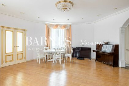 Купить квартиру-студию площадью 300 кв.м. в Москве - изображение 37