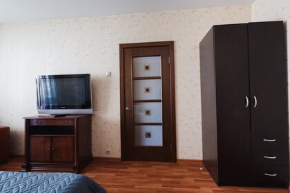 35 м², 1-комнатная квартира 3 700 ₽ в сутки - изображение 75