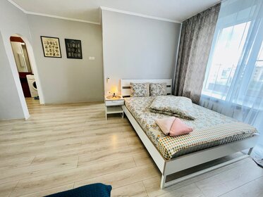 40 м², 1-комнатная квартира 2 999 ₽ в сутки - изображение 83