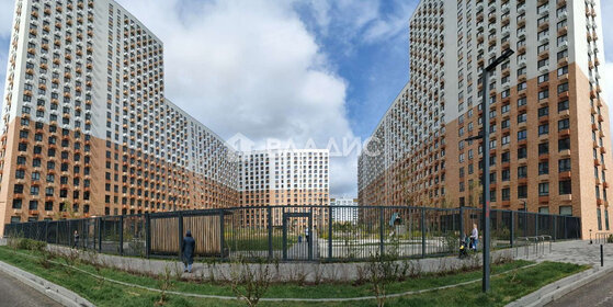Купить 4-комнатную квартиру в Москве и МО - изображение 17