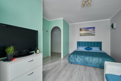 35 м², 1-комнатная квартира 2 500 ₽ в сутки - изображение 60