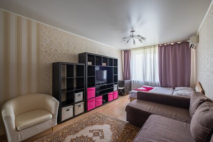 40 м², 1-комнатная квартира 2 200 ₽ в сутки - изображение 103